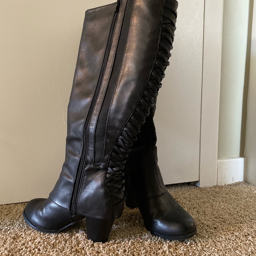 Women’s boots - Picture 2 of 3